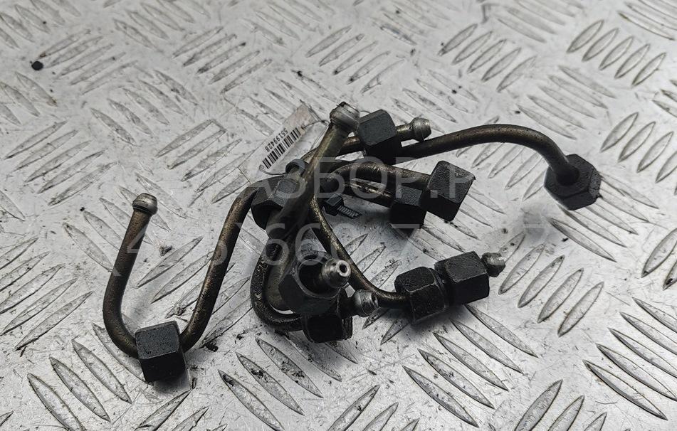 Трубка топливная