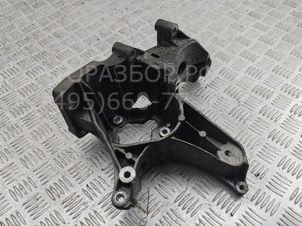 Кронштейн генератора