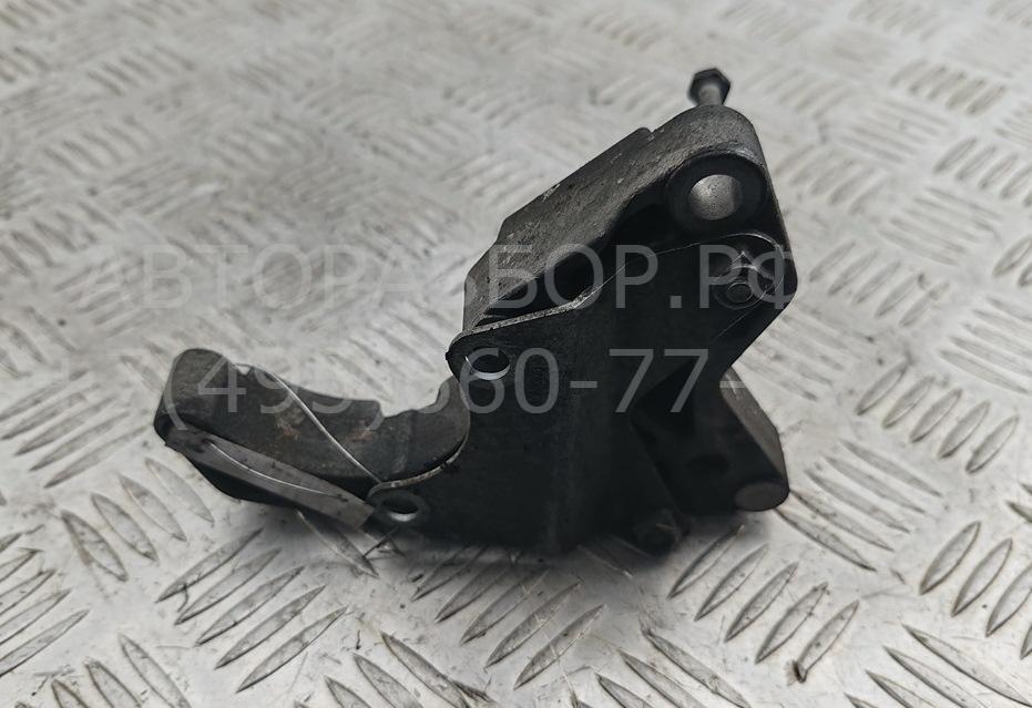 Кронштейн ГУР