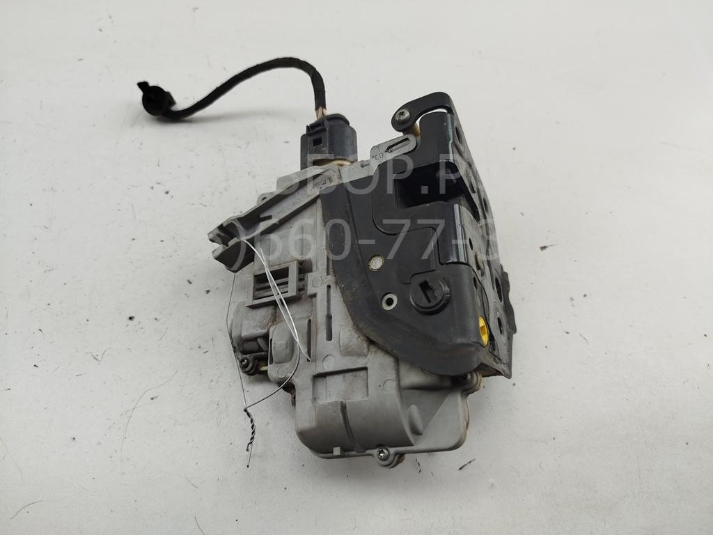 Замок двери задней левой