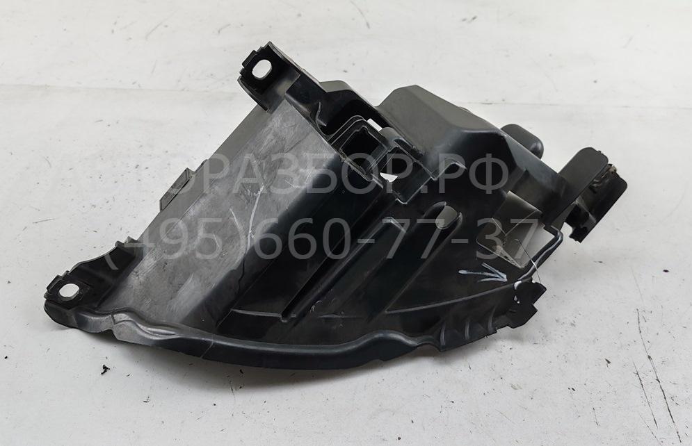 Крепеж фары