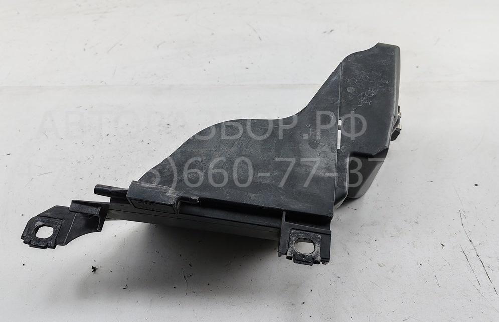 Крепеж фары