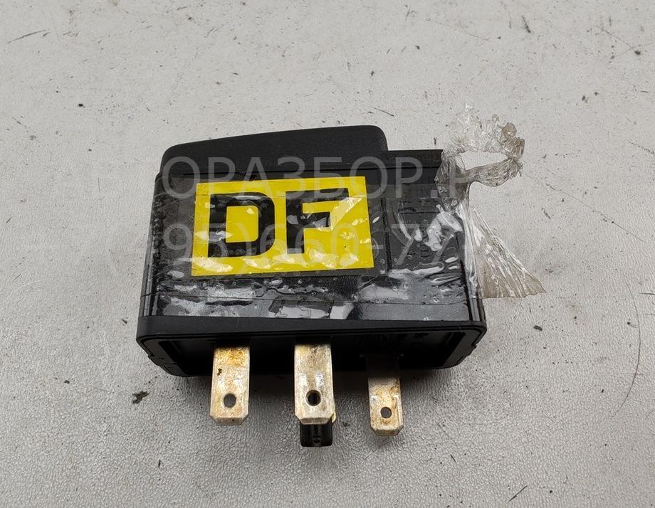 Кнопка корректора фар