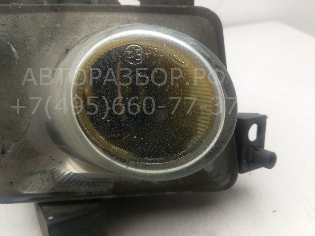 Фара противотуманная левая