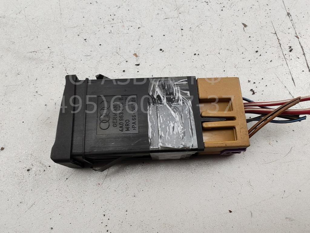 Кнопка обогрева сидений