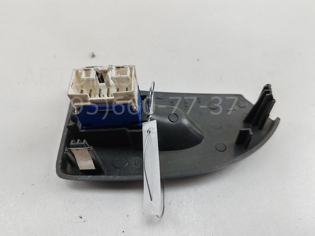 Кнопка стеклоподъемника