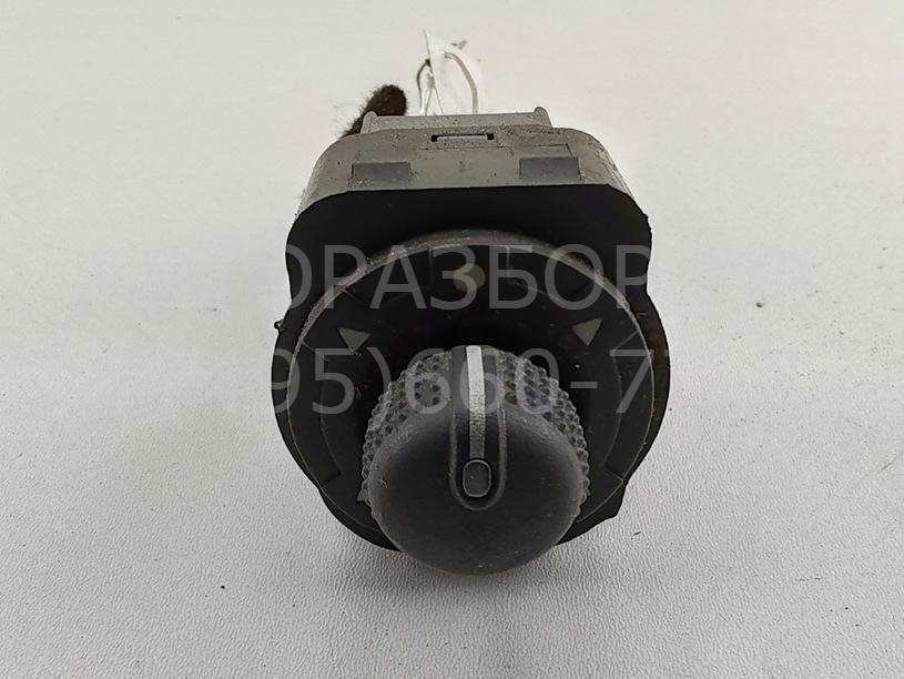 Кнопка регулировки зеркала