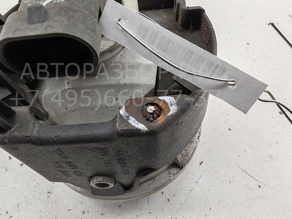 Фара противотуманная левая