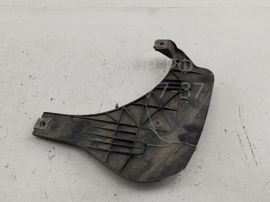 Кронштейн фар правый