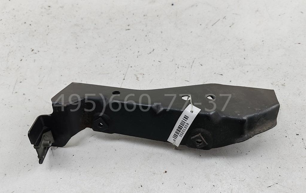 Крепеж фары