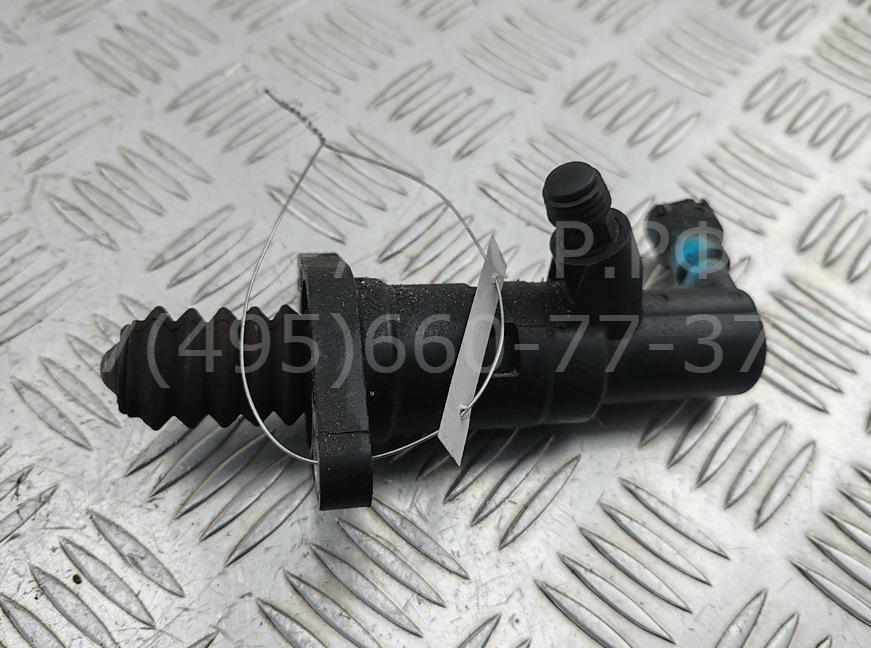 Цилиндр сцепления рабочий