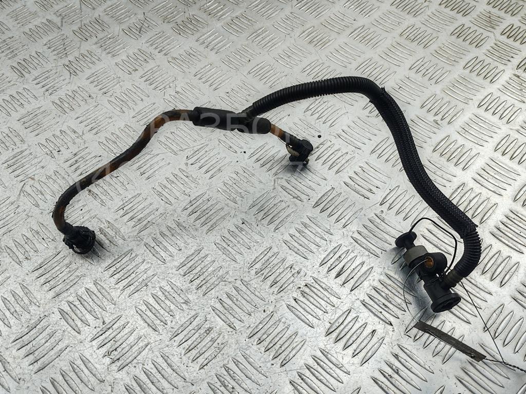 Трубка топливная