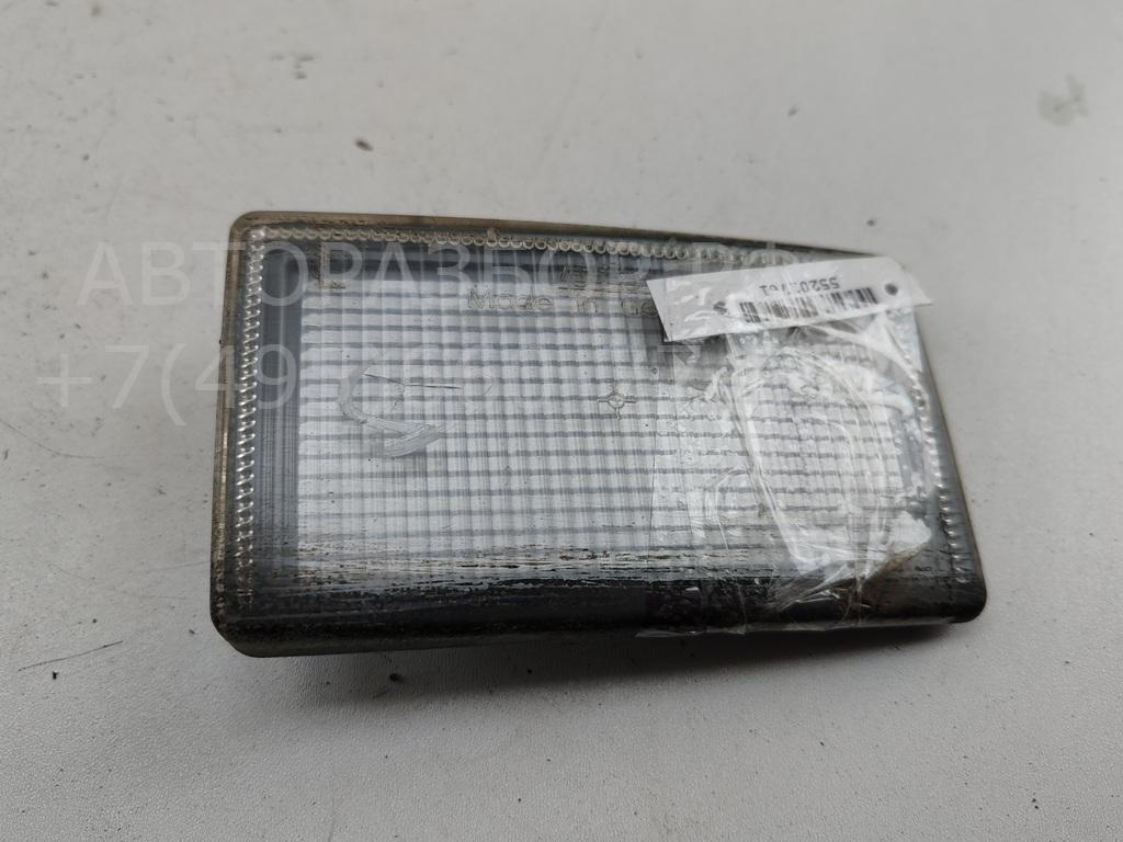 Отражатель передний левый у фары