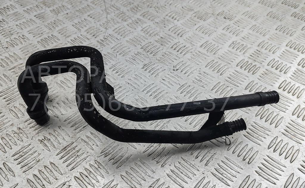 Трубка системы охлаждения