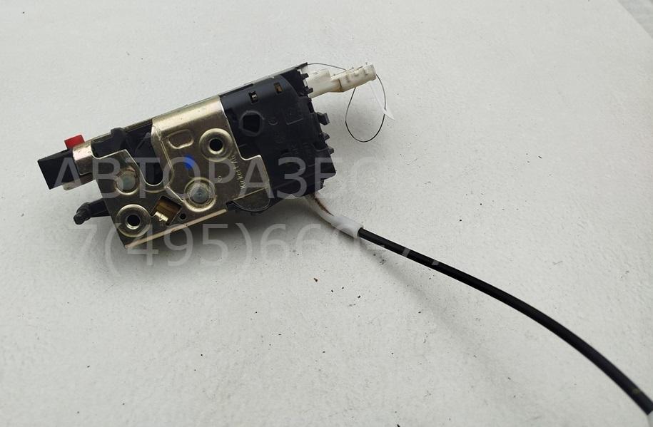 Замок двери задней левой