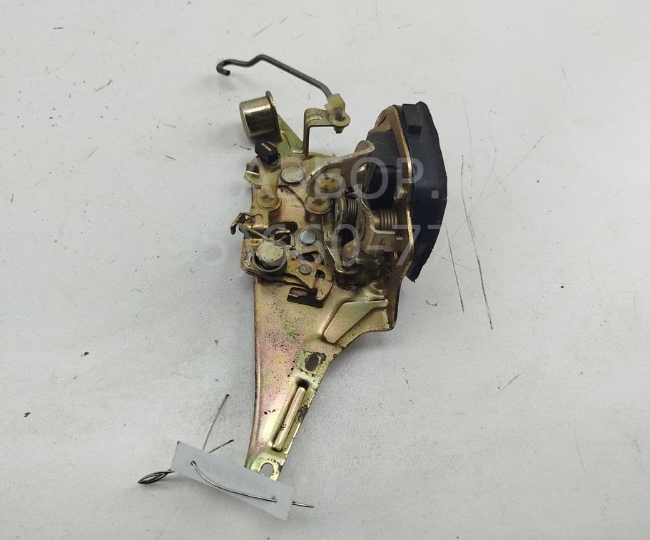 Замок двери задней левой