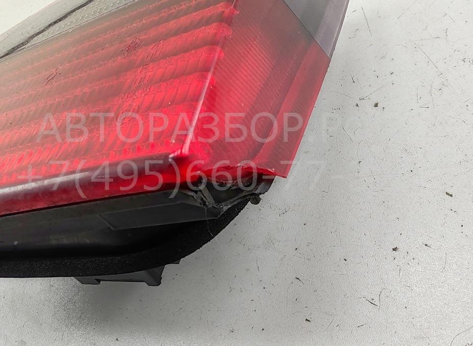 Фонарь задний внутренний левый