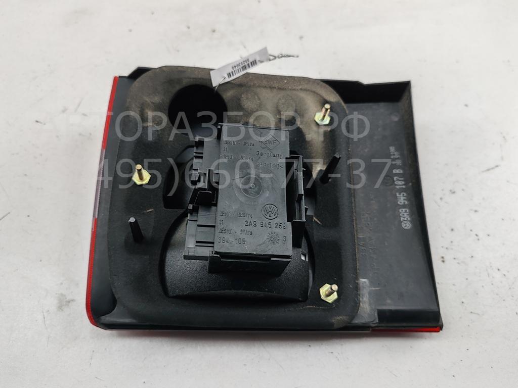 Фонарь задний внутренний левый