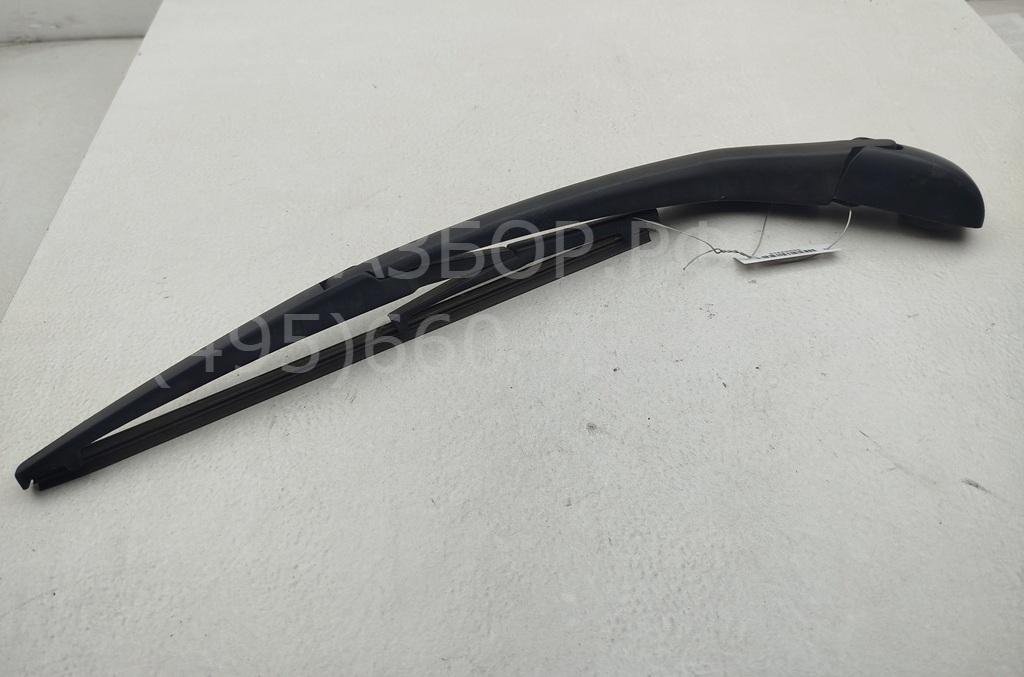 Поводок стеклоочистителя заднего