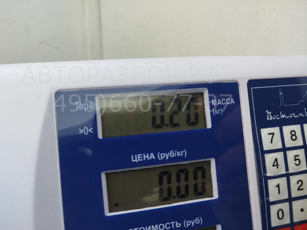 Петля крышки багажника