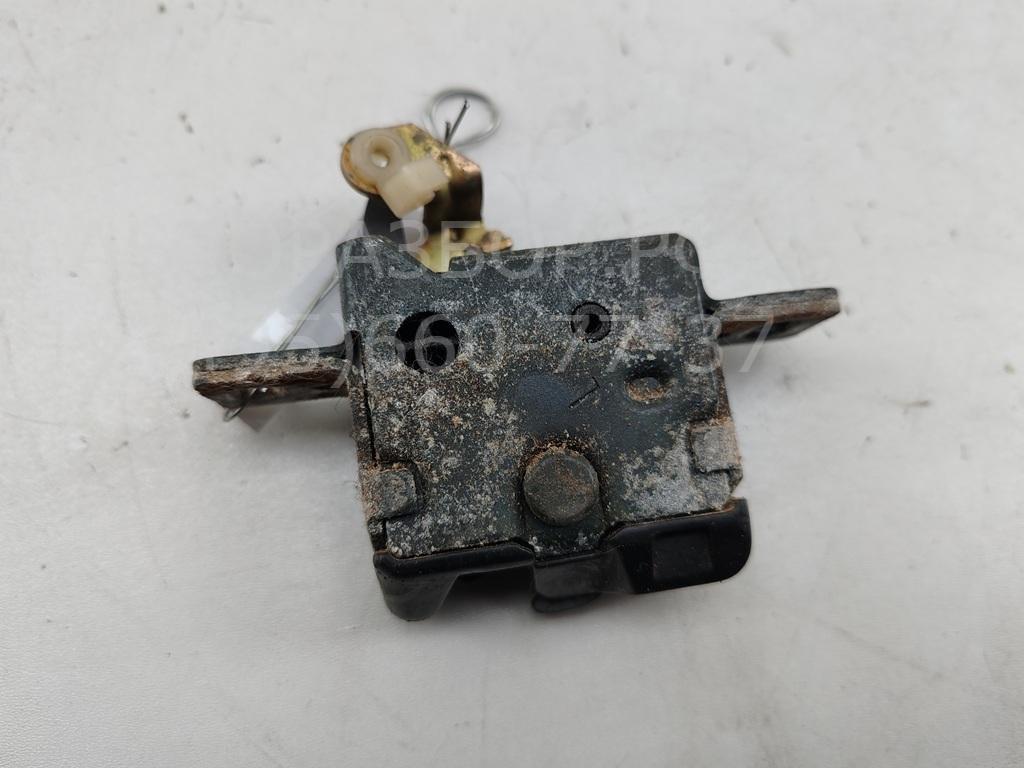 Замок багажника