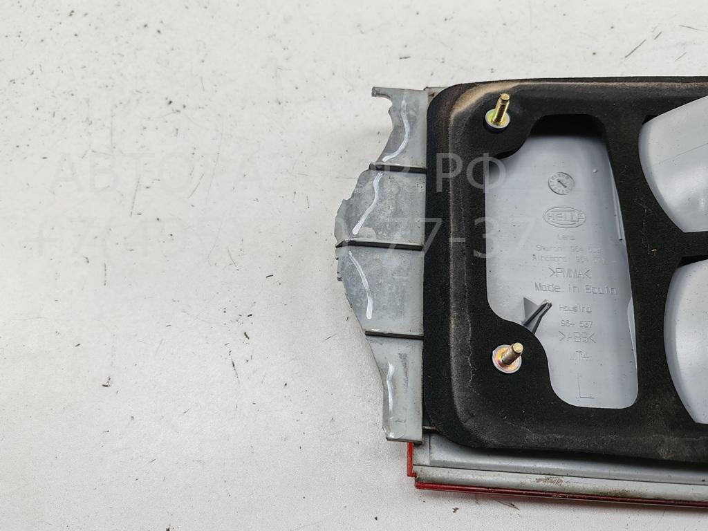 Фонарь задний внутренний левый