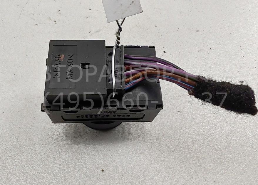 Кнопка регулировки сидения