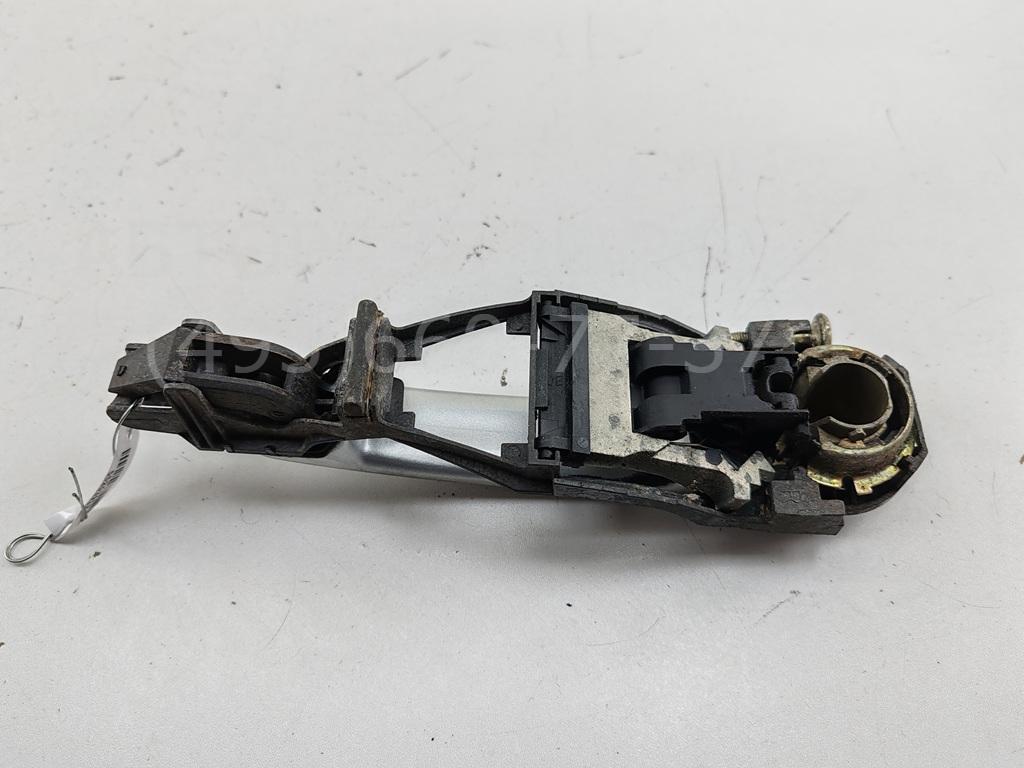 Ручка двери задней наружная левая