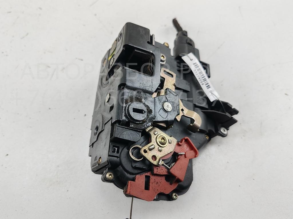 Замок двери задней правой