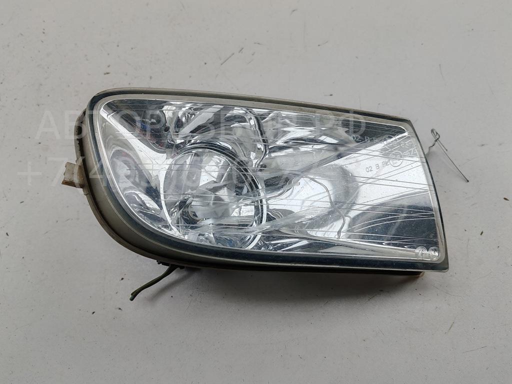Фара противотуманная правая