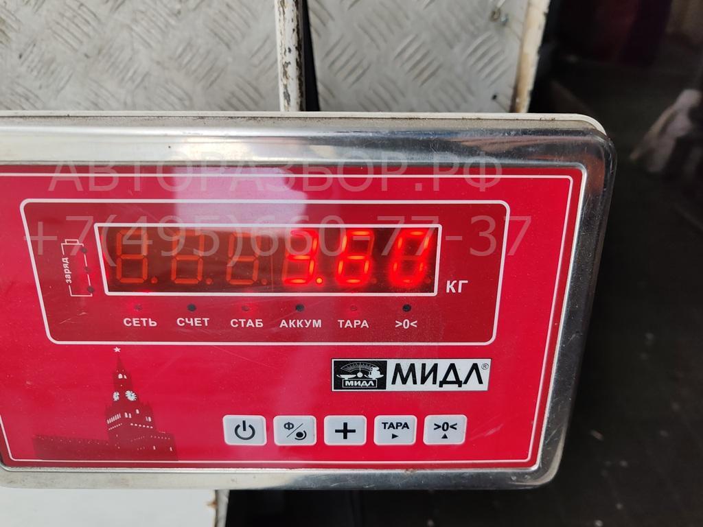 Обшивка двери передней левой