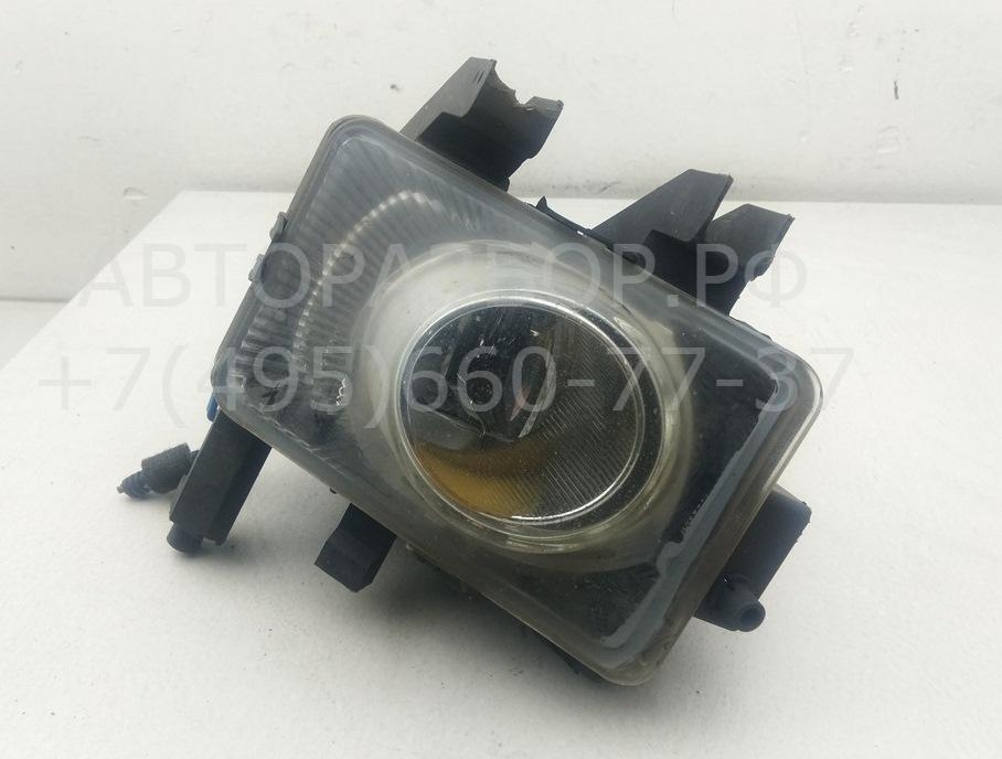 Фара противотуманная правая