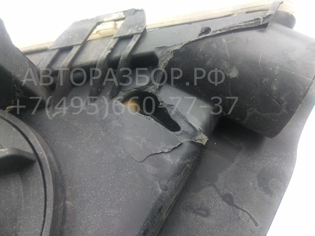 Фара противотуманная правая