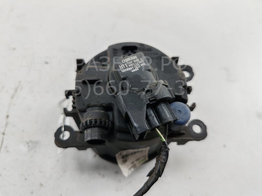 Фара противотуманная левая