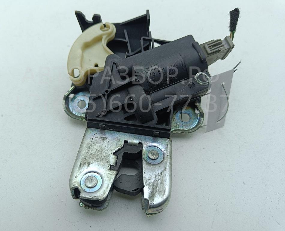 Замок багажника