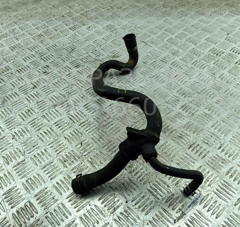 Патрубок отопителя