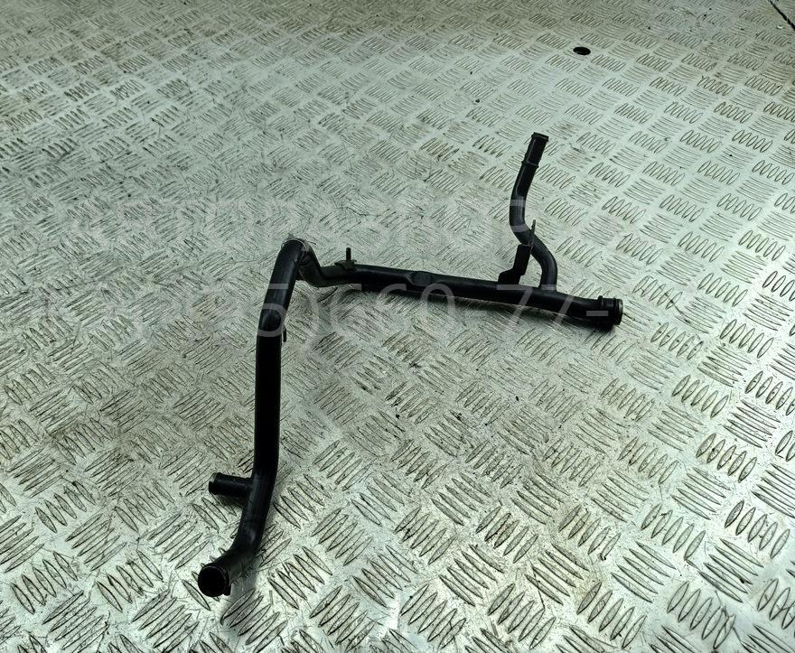 Трубка системы охлаждения