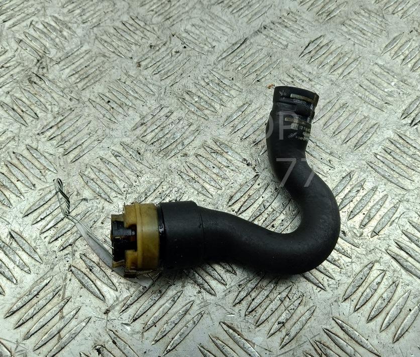 Патрубок отопителя