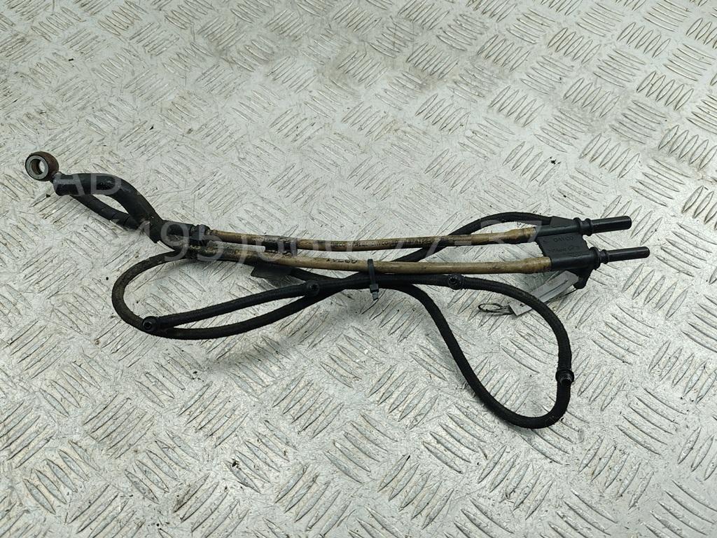 Трубка топливная