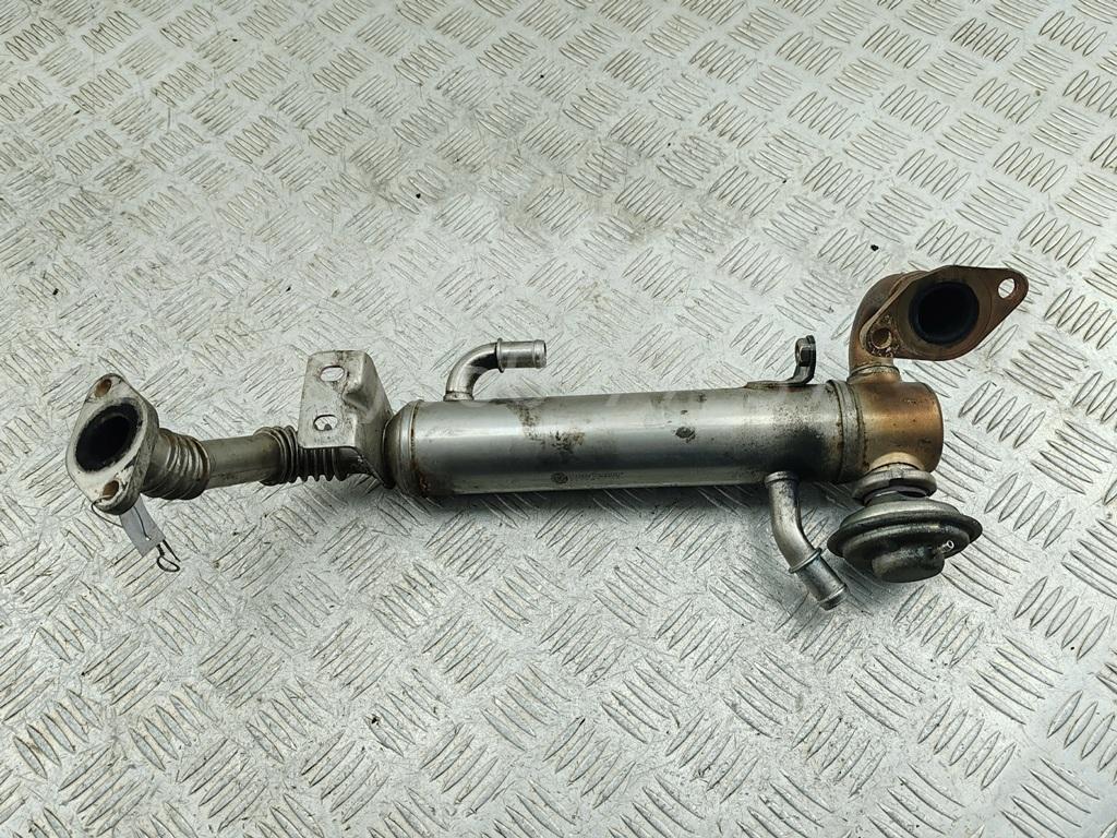 Тройник вентиляции картерных газов