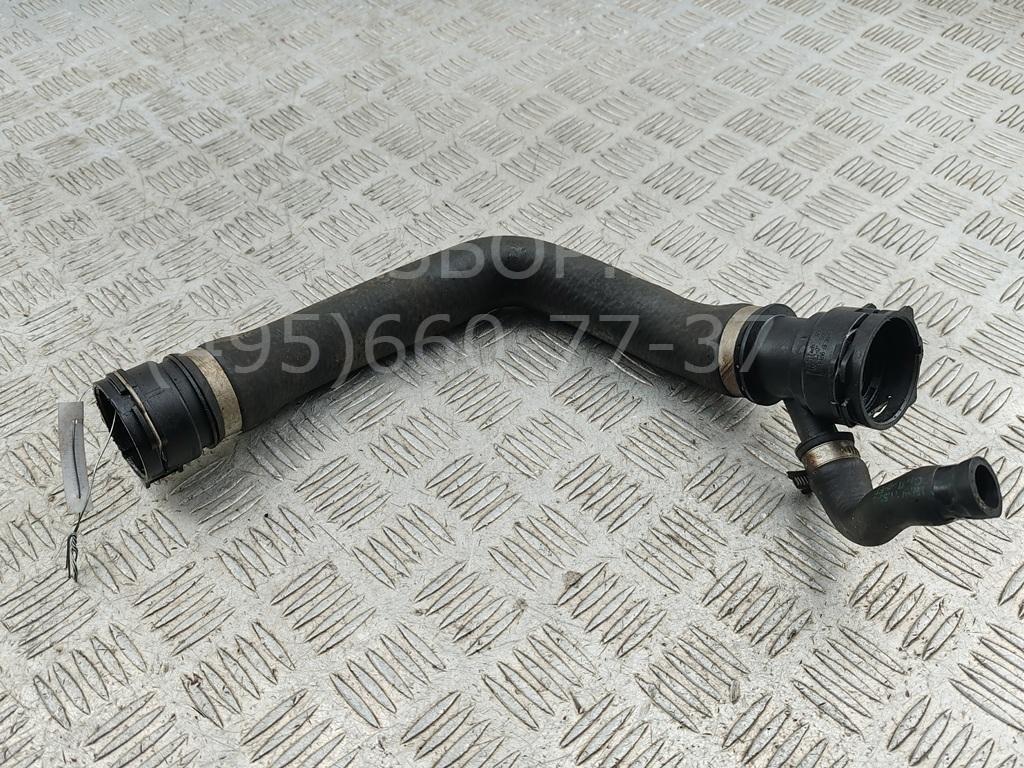 Патрубок радиатора