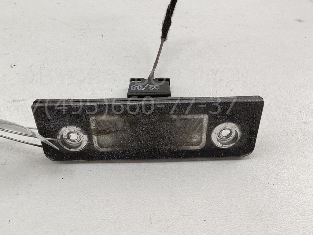 Фонарь подсветки номера