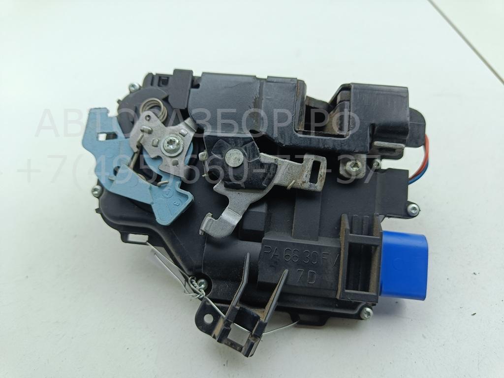 Замок двери передней правой