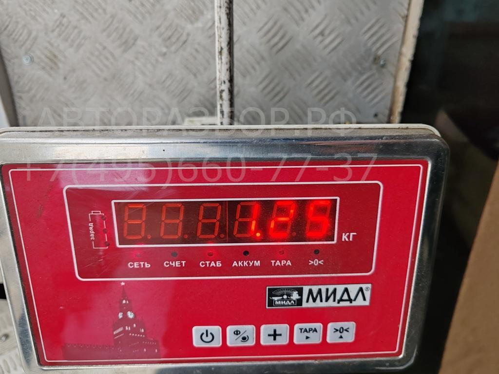 Обшивка крышки багажника