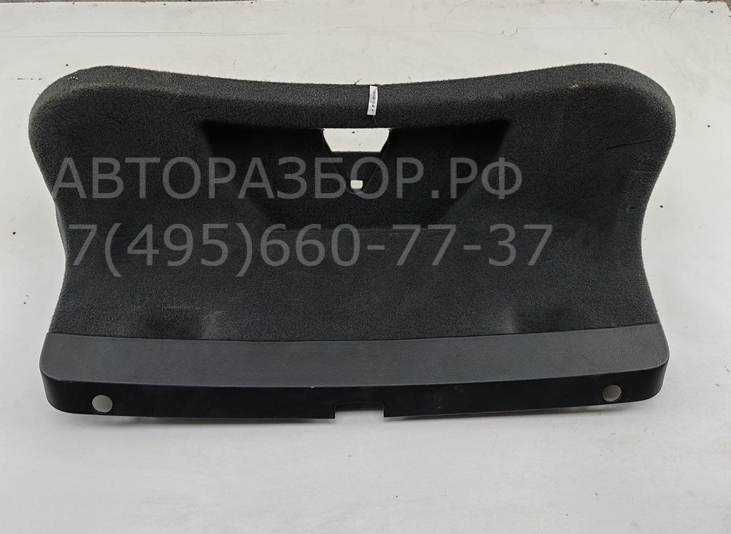 Обшивка крышки багажника