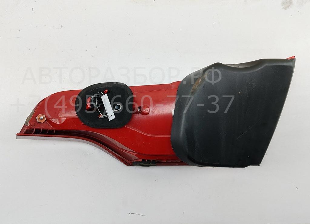 Фонарь задний внутренний левый