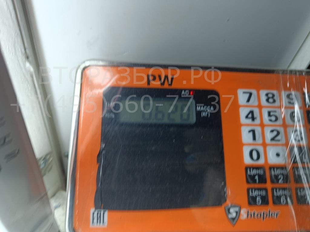 Молдинг двери передней левой