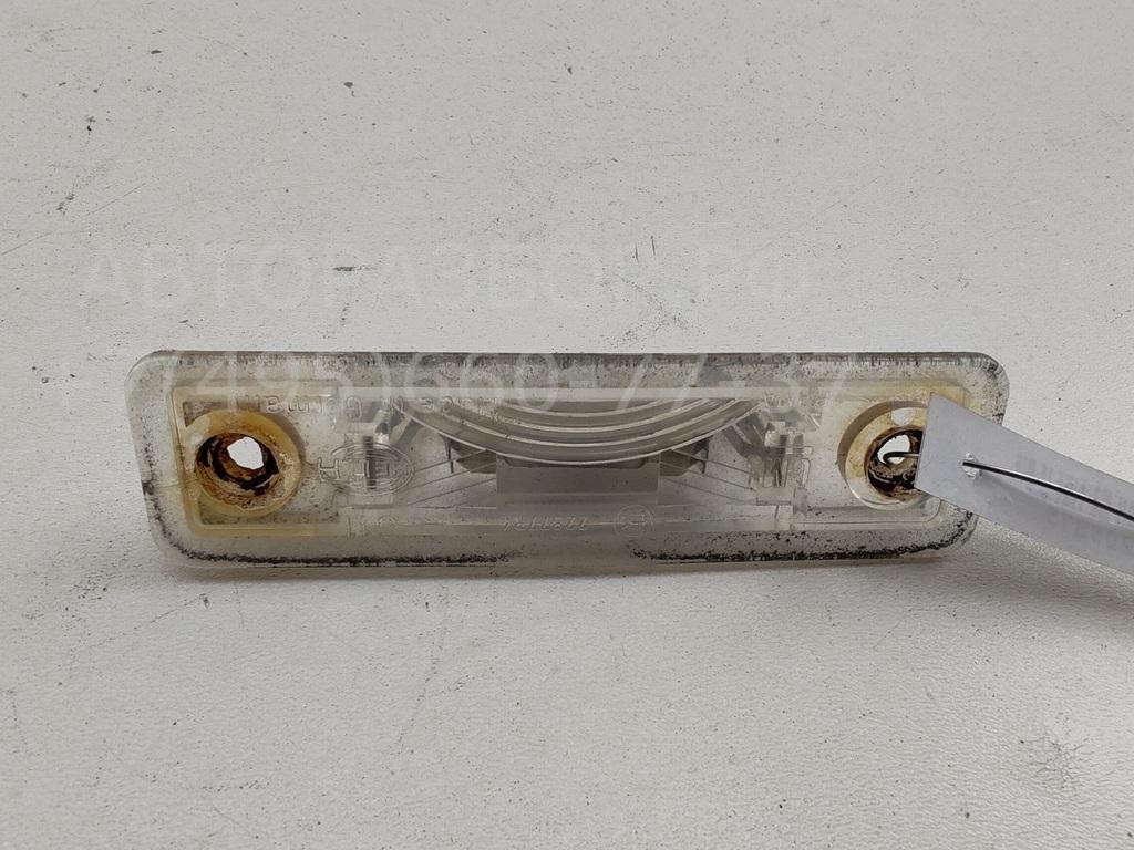 Фонарь подсветки номера