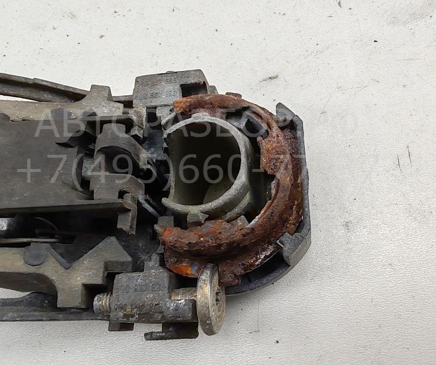 Ручка двери передней наружная правая