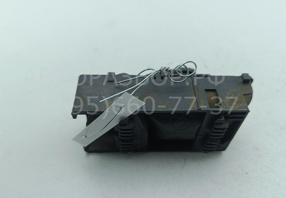 Ручка двери задней внутренняя правая